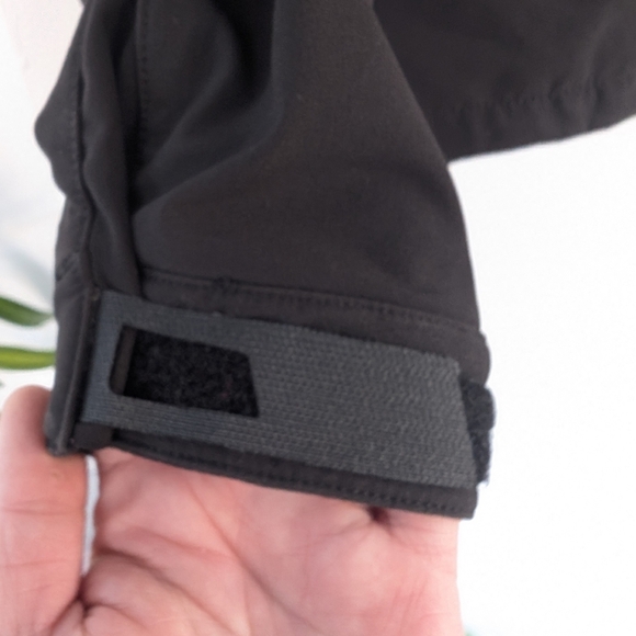 Helly Hansen Men's Softshell Black Jacket - Picture 7 of 10